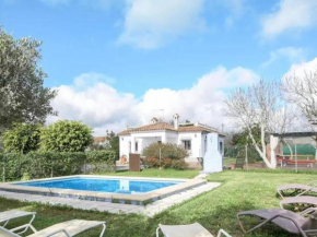 Chalet con piscina privada solo para familias y parejas